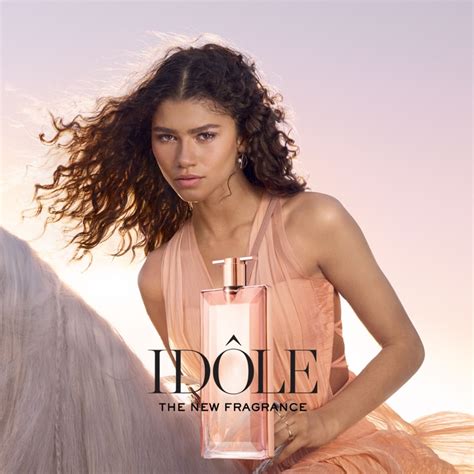 Zendaya Stars in Lancôme Idôle Fragrance .